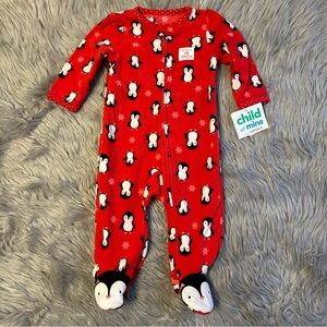 Child Of Mine Made By Carter’s Winter Penguin Pajamas Baby Girls Size 3-6 Months